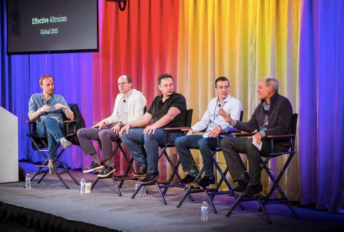 丹尼尔·杜威、尼克·博斯特罗姆、埃隆·马斯克、内特·苏亚雷斯和斯图尔特·拉塞尔在EA全球会议上讨论比人类更智能的人工智能系统。亚博体育苹果app官方下载